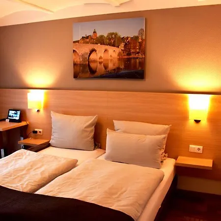 Altes Eishaus, & Restaurant Hotell Gießen