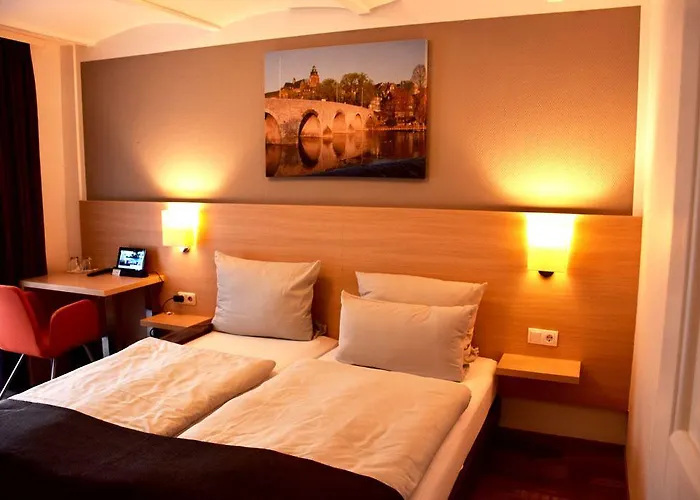 Altes Eishaus, & Restaurant Ξενοδοχείο Gießen